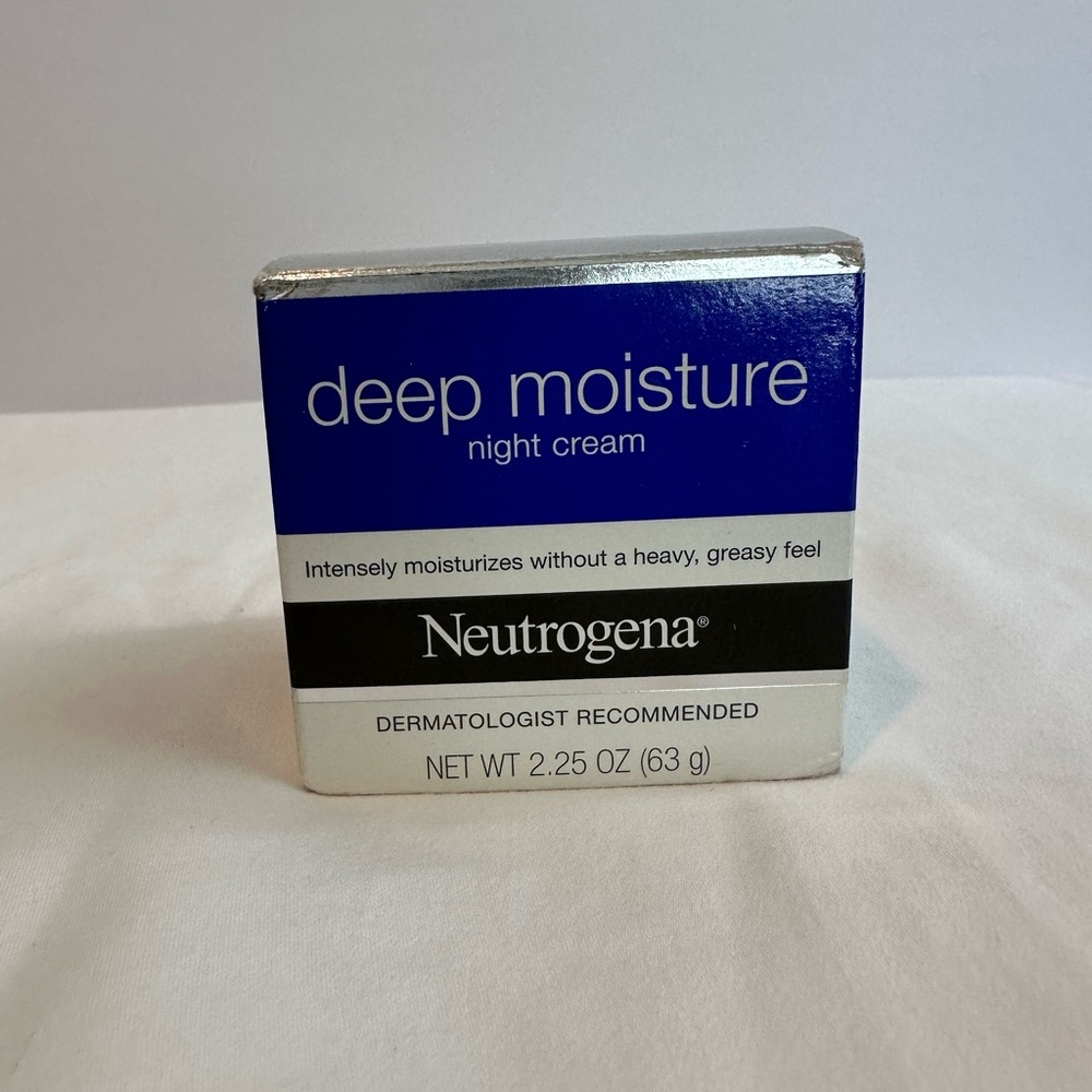 New Neutrogena Deep Moisture Night Cream 2.25 oz
